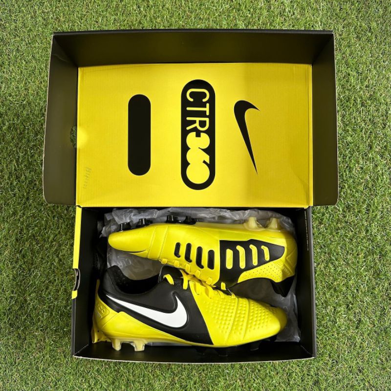 ขายรองเท้าฟุตบอล Nike CTR 360