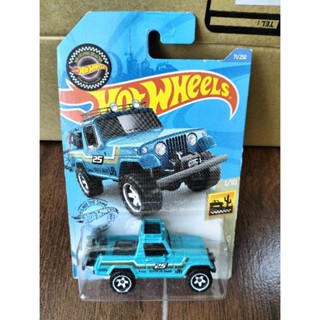 Hotwheels 67 JEEPSTER COMMANDO