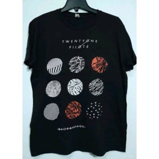 เสื้อยืด twantyone pilots