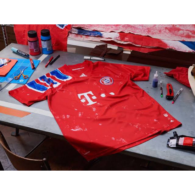 Adidas Bayern Munich Human Race FC Jersey เสื้อแท้ 100%