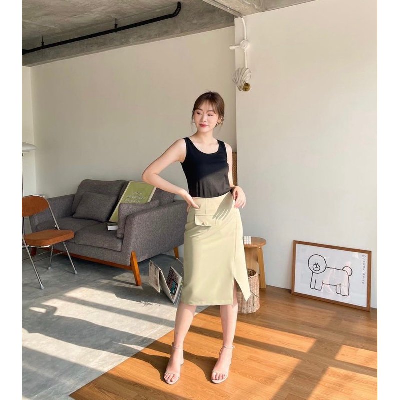 (used once) shuuxme shine skirt — green tea