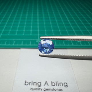 ไพลิน (blue Sapphire) 1.10 ct (5.8x3.7) มม เจียระไนสวย สะอาด สีหวาน  cornflower