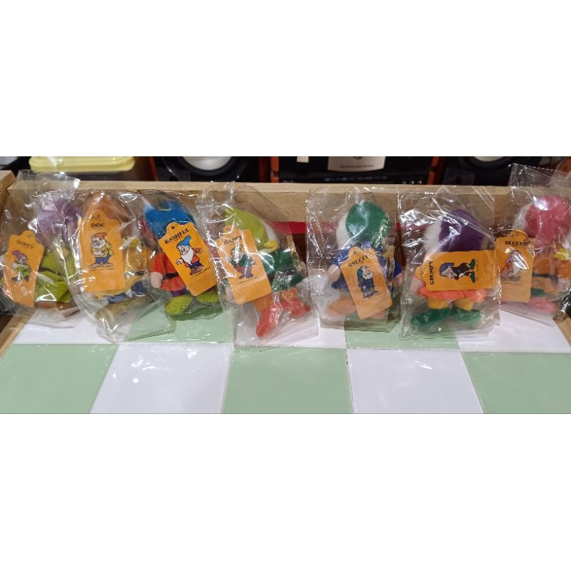 คนแคระทั้ง 7 tokyo disneyland