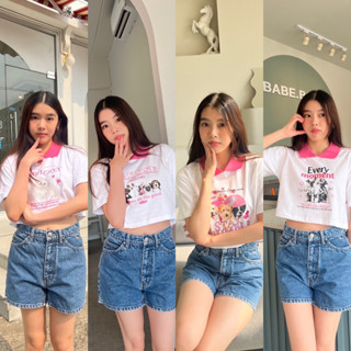 New itemm✨เสื้อยืดทรงใหม่ Polo Crop ทรงสวย ดีเทลคอปกสีสันสดใส มีลายน่ารักๆให้เลือกมากมายยย คิ้วท์มากก มาตำกันสาวๆ 👀🌷🫶🏻✨