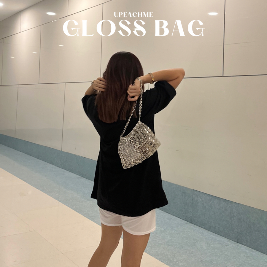 ✨243฿ ไลฟ์✨GLOSS SHOULDER BAG I พร้อมส่ง ถูกสุดในโชปี้ กระเป๋าสะพายไหล่สีเงินอะไหล่เมทัลลิควิบวับ สำหรับตัวมัมมารดา
