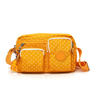 Kipling ของแท้ 💯% รุ่น Albena ลาย Soft Dot Yellow กระเป๋าสะพายรุ่นใหม่ สะพายใช้งานคล่องตัว ทรงน่ารัก สีก็น่ารักมากมายค่ะ