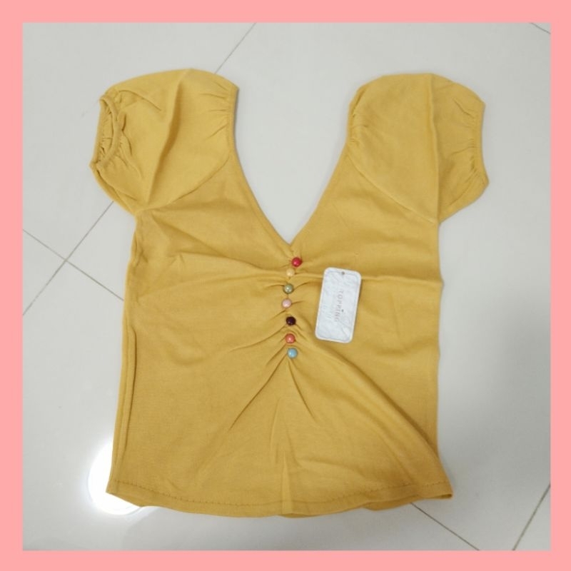 เสื้อแขนตุ๊กตา คอวีลึก มือหนึ่ง งานป้าย Topping collection