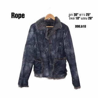 Rope winter jacket เสื้อกันหนาวขนนุ่มๆด้านในอก 38 ยาว 25 มีตำหนิกระดุมเม็ดกลางแตก D98.b18