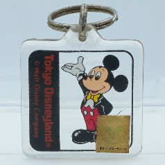 Tokio Disneyland Mickey Mouse keychain Collectible Japan Vintage  ของสะสม