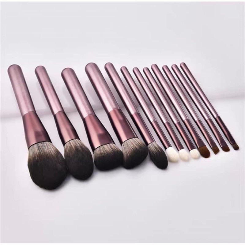 พร้อมส่งชุดแปรงแต่งหน้า 12ชิ้น สีแซ่บๆขนแน่นไม่หลุดง่าย นุ่มไม่บาดหน้า