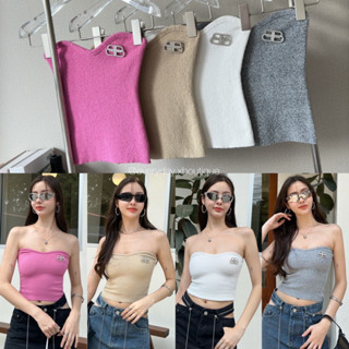 𝖭𝖾𝗐 𝖠𝗋𝗋𝗂𝗏𝖺𝗅⚡️Tube Top(290฿ฟรีส่ง) ไหมพรมผ้ามีเท็กเจอร์น่ารัก ดีไซน์เคิฟช่วงอกใส่แล้วหุ่นสวยมาก ติดเข็มกลัดเพชร on season