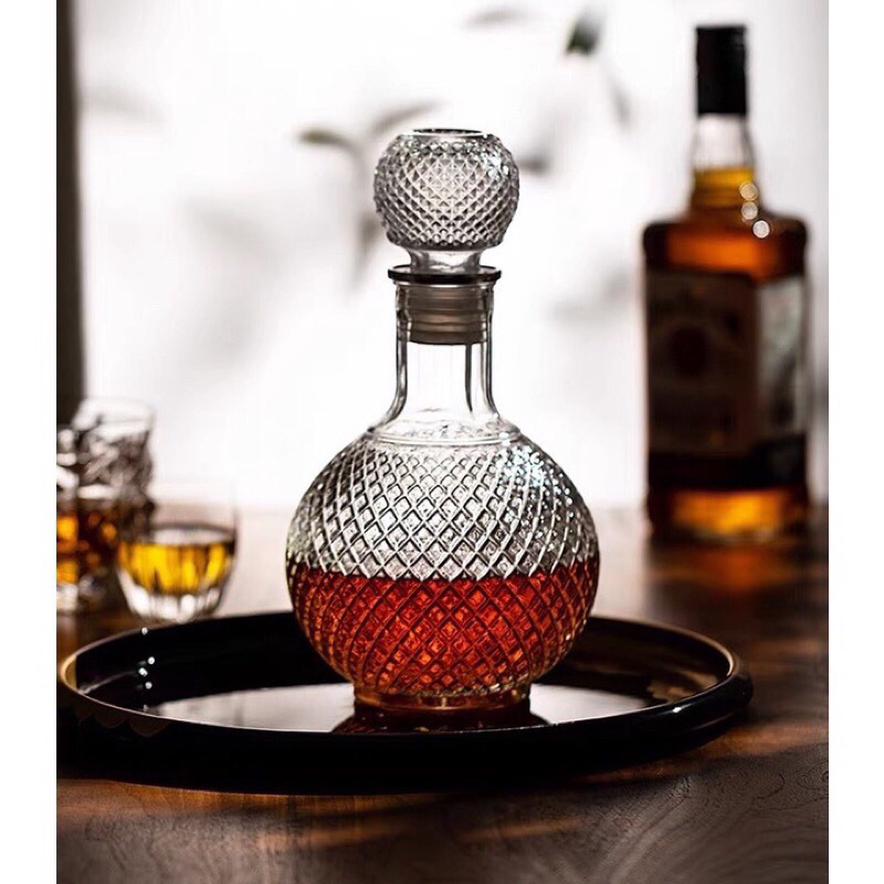 ขวดแก้ว ขวดเหล้า ขวดใส่เหล้า โหลดองเหล้า ขวดคริสตัล ทรงหรูหรา มีหลายลาย หลายขนาด