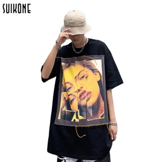 Suikone เสื้อยืดผู้ชายแฟชั่นคอกลมพิมพ์ลายบุคลิกภาพแขนสั้นสไตล์ยุโรปและอเมริกาเสื้อยืดหลวมสบาย ๆ ใส่ได้ทั้งชายและหญิง