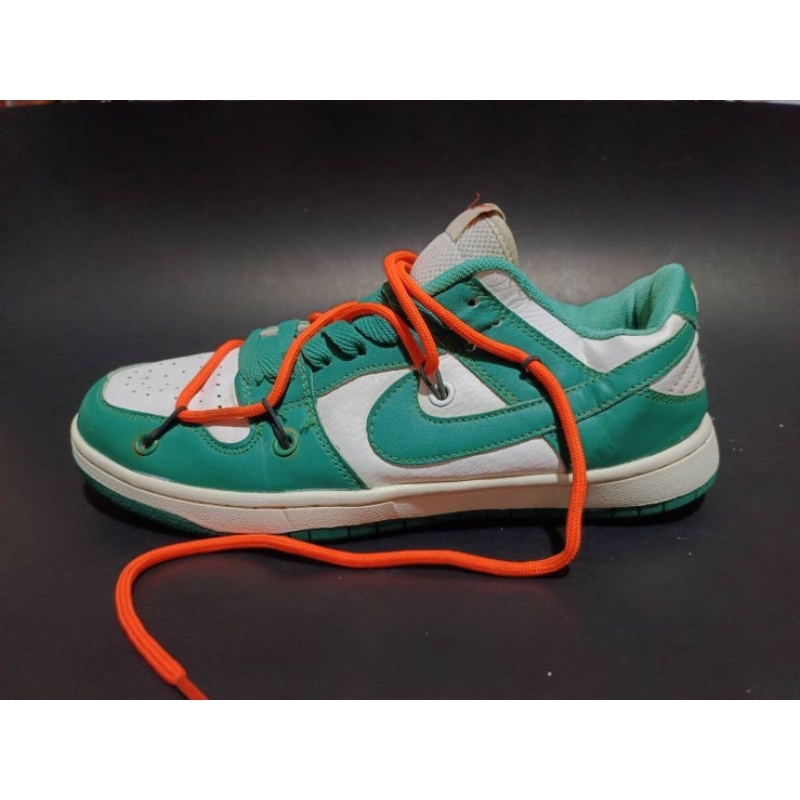 Nike​ Dunk​ Low​ x Off-White สีเขียว​ Size​ 40 รองเท้ามือสอง​ สภาพ​สวย​