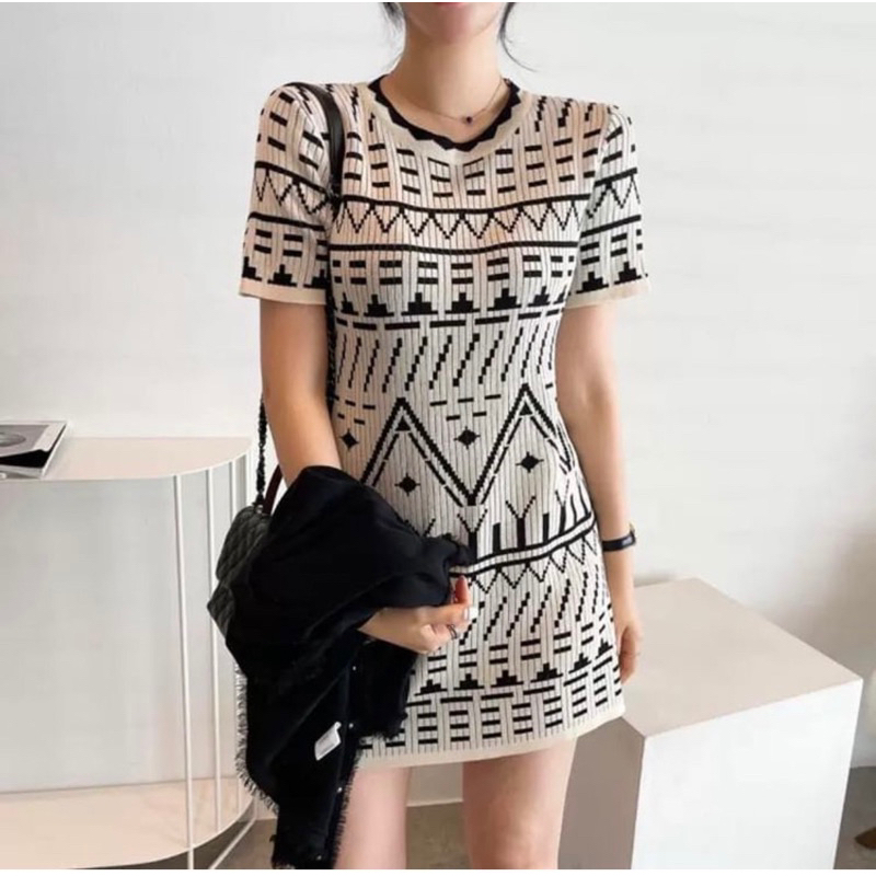 พร้อมส่ง Zani Dress ผ้ายืด sale 390