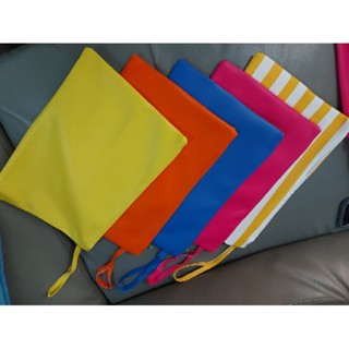 กระเป๋ามีซิปหนัง pvc หนาใส่สมุดหนังสือ A4 Ipad miniได้ ขนาดประมาณA4