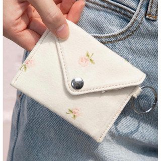 PREORDER พรีออเดอร์ Brandy Melville Floral Coin Purse