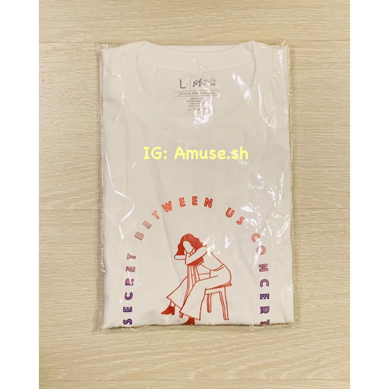 เสื้อ Ink waruntorn - Secret Between Us Concert 2019 ลายนั่ง