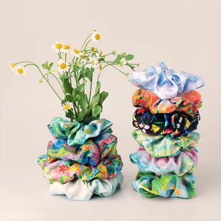 ยางรัดผม scrunchies give.me.museums มีหลายลายให้เลือก พร้อมส่ง