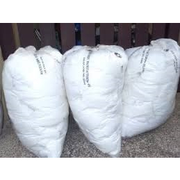 เศษผ้าขาวเท่าฝ่ามือผ้ายืด ซัลน้ำดี แบบยกถุง25กิโลราคาขายส่ง 1375บาท