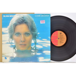 1 แผ่นเสียง 12นิ้ว a06 OLIVIA NEWTON-JOHN แผ่นสวยNMริ้วรอยบาง เสียงรบกวนน้อยนิดไม่มีรอยลึก แผ่นล้างทำความสะอาดแล้ว