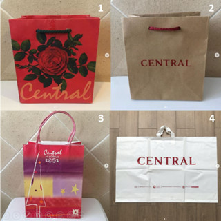 ถุงกระดาษ แบรนด์ Central ของแท้ ใบเล็ก สภาพสวย มีหลากแบบ สีแดง รุ่นใหม่ มาจากห้าง ใส่ของ ของขวัญ ลายสวย