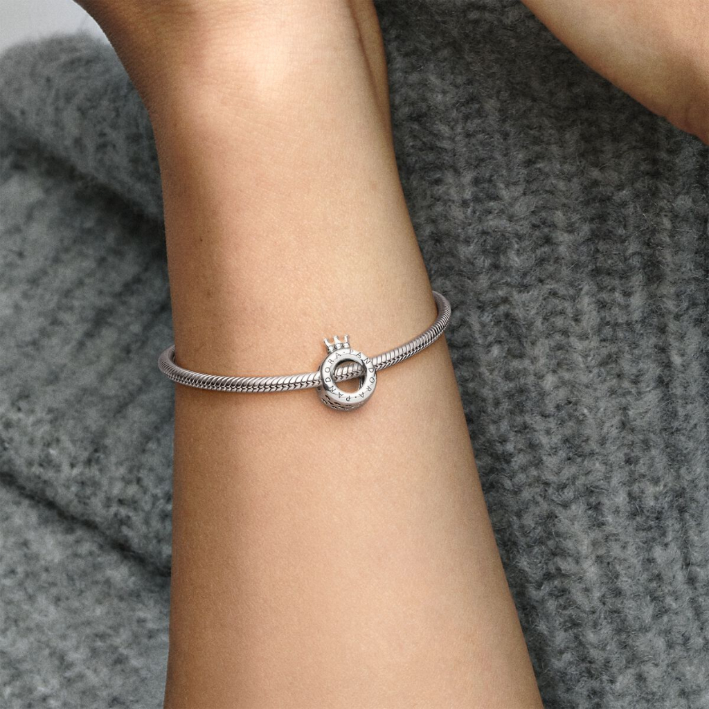 [ส่งจากกรุงเทพ]P แท้ เงิน925 ลูกปัด เสน่ห์ จี้ Logo crown O charm  ของแท้ 100% ใส่กับสร้อยข้อมือหรือสร้อยคอได้