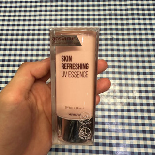 Merrezca Skin Refreshing UV Essence SPF50+/PA++++ กันแดดเนื้อน้ำ เอสเซนส์กันแดด