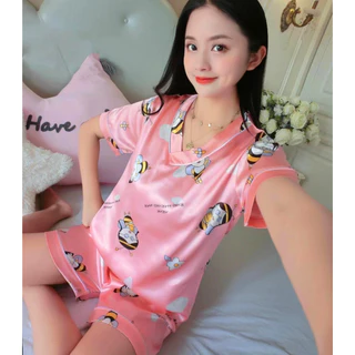 🔥พร้อมส่ง🔥1086 ชุดนอนผ้าซาติน แขน-ขาสั้น ชุดนอนลายการ์ตูน ชุดนอนลายน่ารัก ชุดนอนผ้าซาติน