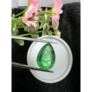 Lab emerald 9.30 carats 15.50x 11mm 1 pieces