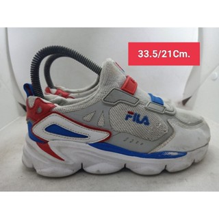 Fila Size 33.5 ยาว 21 รองเท้ามือสอง เด็กเล็ก เด็กโต ผู้หญิงเท้าเล็ก  ผ้าใบ  แฟชั่น ลำลอง เที่ยว