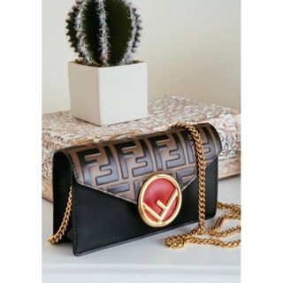 Fe n   d i Mu ltico lou  r leather belt bag