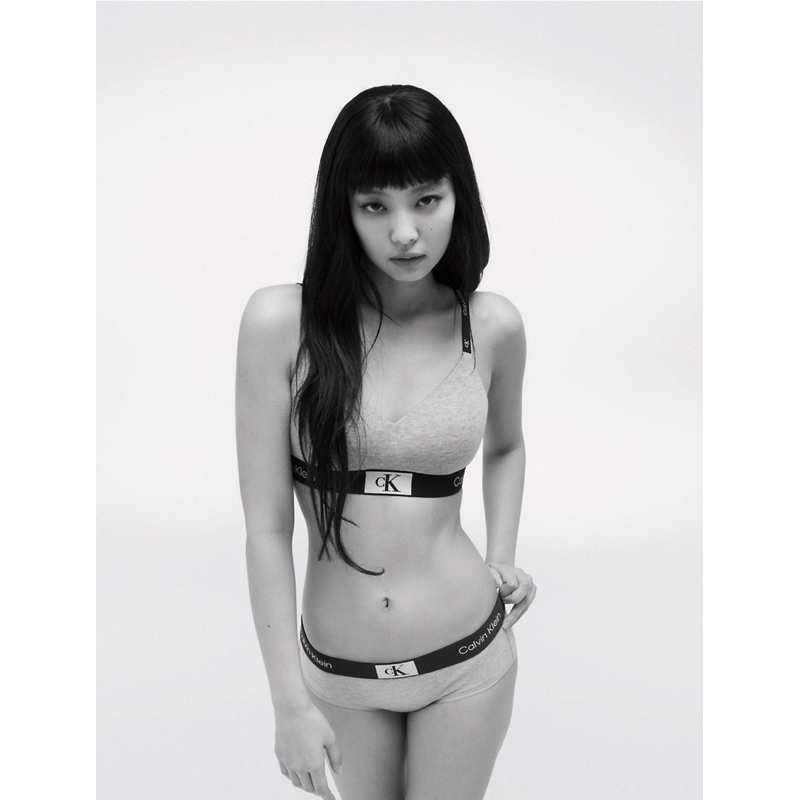 พร้อมส่ง Calvin Klein - 1996 Lightly Lined Bralette บรามีฟองน้ำ
