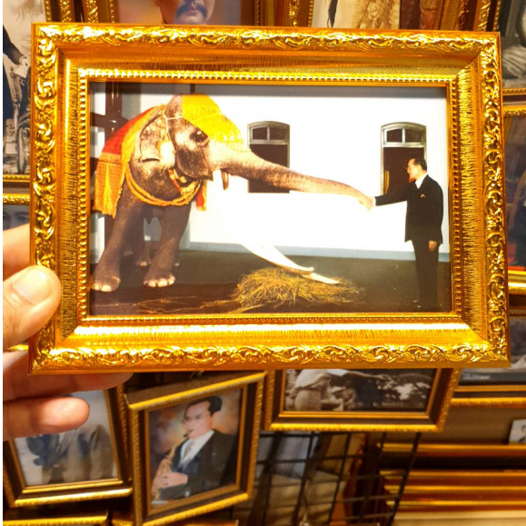 กรอบรูป รัชกาลที่ 9 ขนาด13x19 ซม.