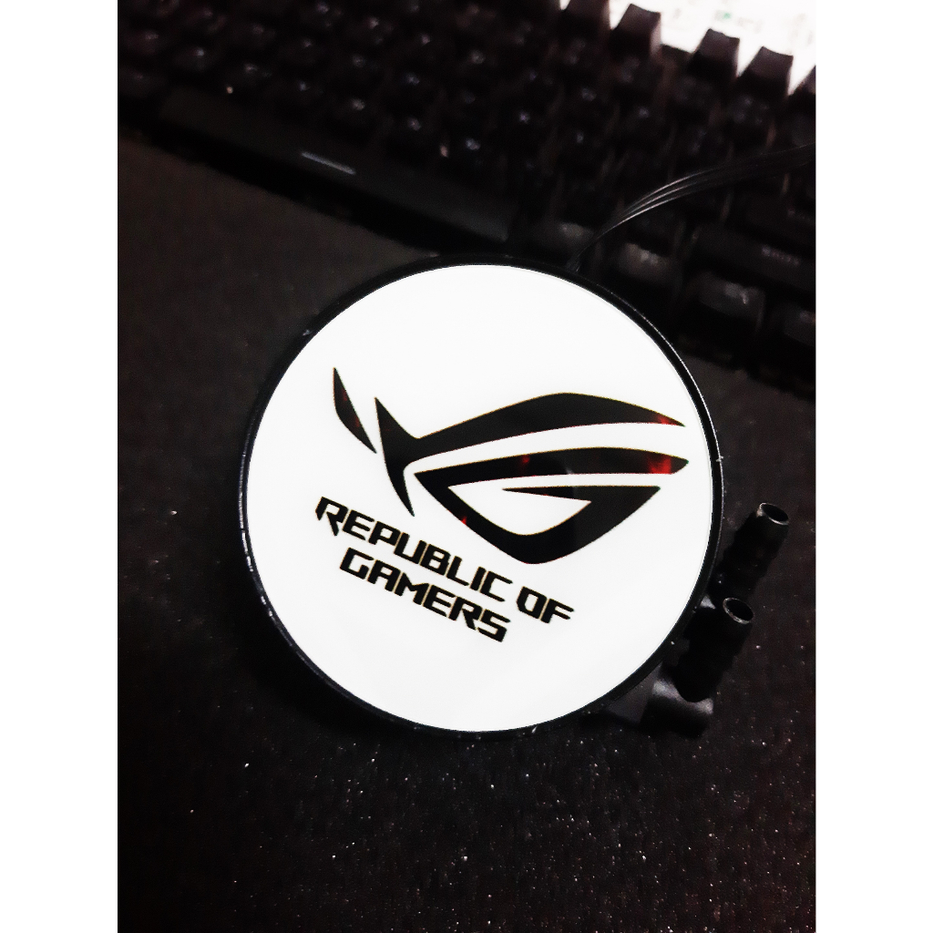 ที่ครอบตกแต่งสีชุดน้ำปิด CPU ลายตามต้องการ ทำลายมาเองได้ (ไฟส่องผ่านหมดทุกแบบ )