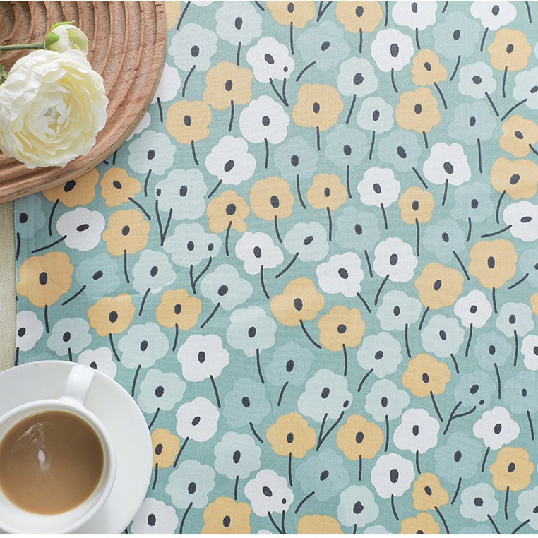 ผ้าคอตตอน 100% ทอทวิล ผ้าเมตร พิมพ์ลายดอกไม้ หน้ากว้าง 1.6 เมตร