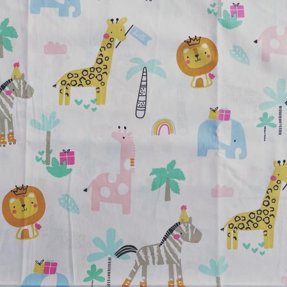 ผ้าคอตตอน 100% ทอทวิล ผ้าเมตร หน้ากว้าง1.6 เมตร  ลายการ์ตูน ลายดอก