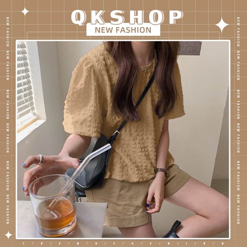 QKshop เสื้อยืดแขนสั้นแต่งสไตล์แขนตุ๊กตาน่ารักมาก ทรงสวย งานผ้าดีไม่บ้ง จะใส่ไปคาเฟ่ ไปทำงาน ใส่ไปไหนก็ดูดีได้