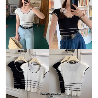 🇰🇷  Korea stripe knitted top เสื้อนิตผ้าไม่หนาใส่สบายๆ ทรงเข้ารูปผ้ายืดตามตัว คอยูใส่แล้วผอม ดีเทลแต่งขอบ ขาวดำ ลายทาง