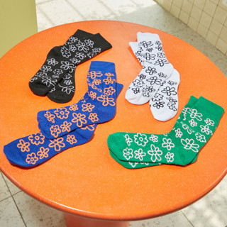 Old Day Bloom SS23 Set Stockings - เซ็ตนิวซีซันถุงเท้ายาว ถุงเท้าลายดอกไม้