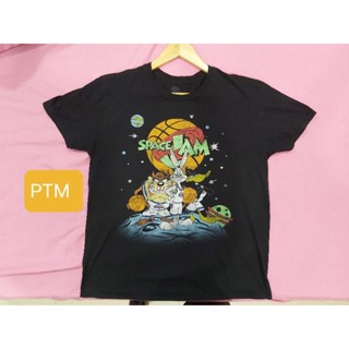 เสื้อยืดสีดำ Space Jam ป้ายปั้มคอ ( มือ 2)