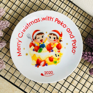 จานเซรามิคญี่ปุ่น Fujiya ลาย Merry Christmas with Peko&amp;Poko 2020 มือสองจากญี่ปุ่น