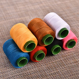 Home007 ชุดเย็บผ้า คละสี ด้าย 7 สีชุดอุปกรณ์สำหรับเย็บผ้า แบบพกพา Sewing Kit