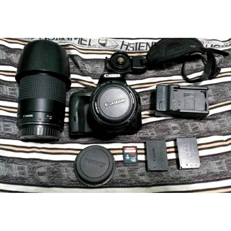 Canon kiss x7 (100 D) มือสอง ติดเลนส์ ฟิกส์50mm + 70-300mm