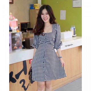 MM12136 เดรสคอเหลี่ยมกระดุมหน้าลายชิโนริ Square neck button front dress with Shinori pattern