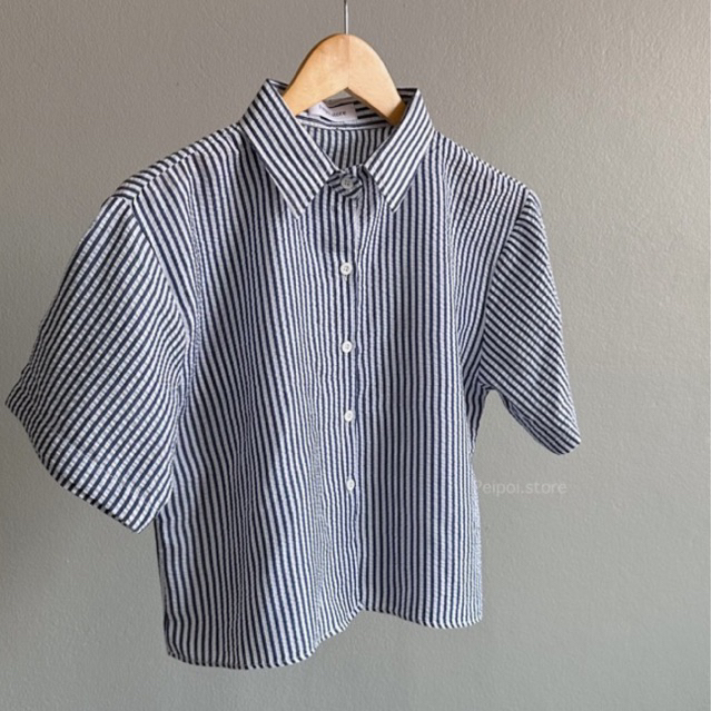 Bubble shirt เสื้อเชิ้ตแขนสั้น ผ้านุ่ม ทรงน่ารักมา สีแดง สีกรม พร้อมส่ง