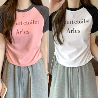 เสื้อเเฟชั่น เสื้อครอป กรีนอักษร สาว เซ็กซี่ เสื้อครอปเอวสูง ผ้าไหมพรม #20228