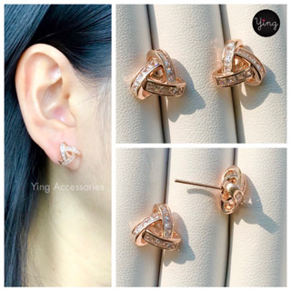 ส่งของทุกวัน🧡ต่างหูเพชร CZ รูปสามเหลี่ยม Pink Gold