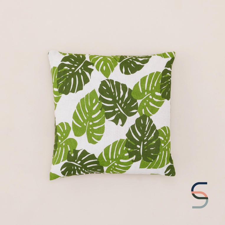SARABARN Leaves Cushion Cover | ปลอกหมอนอิง ทรงสี่เหลี่ยม ลายไบไม้