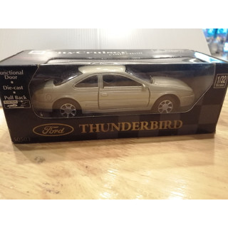 Ford Thunderbird 1:32 1:32 มีกล่อง ของแท้